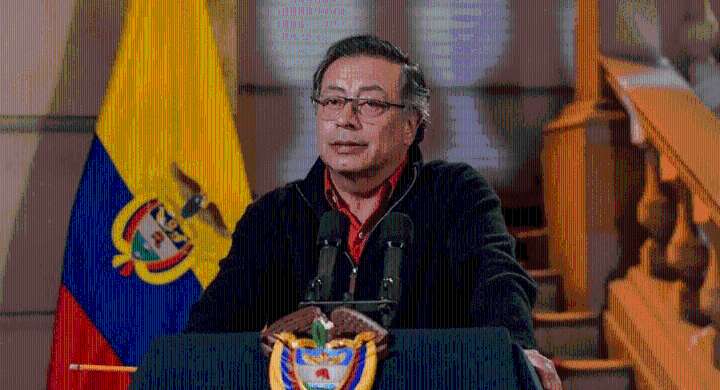 Magistrados del CNE concluyen que campaña de Petro superó topes por más de $3.500 millones Proponen sanciones económicas contra varios miembros del equipo de campaña, incluido Ricardo Roa, actual pres