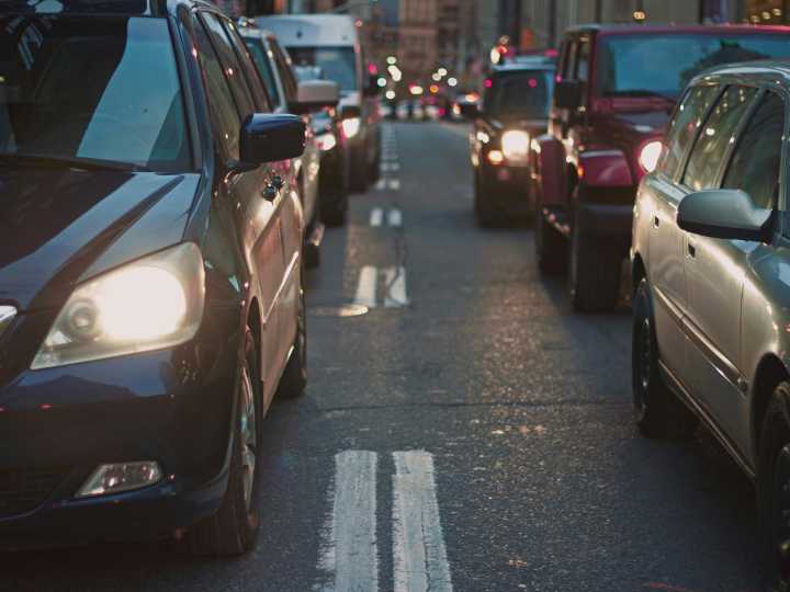 ¿Cómo saber si tengo multas de tránsito en Estados Unidos este 2025? ¡Esto debes saber!