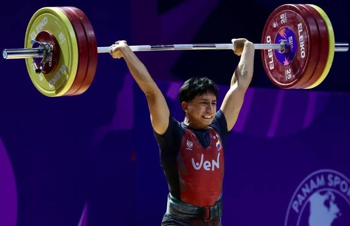 Venezuela consigue la medalla de oro para en la halterofilia ASU 2025