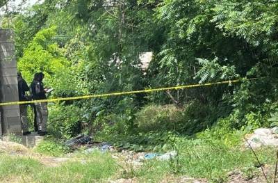 Asesinan a balazos a una mujer y un homb…