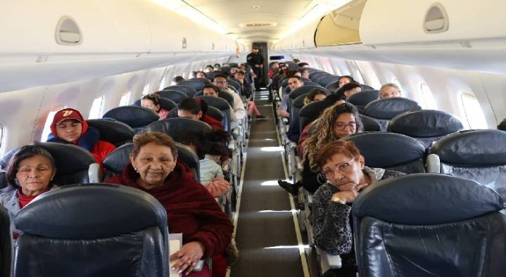59 venezolanos retornaron al país con el Plan Vuelta a la Patria