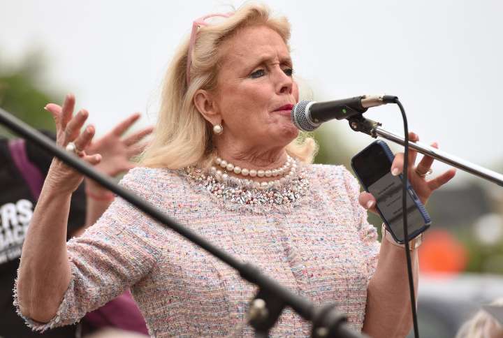 New Instagram map feature is dangerous for kids, Michigan congresswoman says
