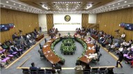 INE entrega constancias a 20 juzgadores que incumplieron requisitos