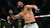 Chimaev dethrones Du Plessis for middleweight title at UFC 319