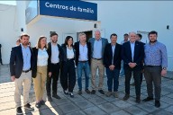 Frigerio recorrió instituciones de Concordia donde se implementa el programa nacional Centros de Familia