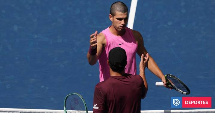 Sin problemas a octavos: Alcaraz sigue firme en el US Open tras ’paliza’ a Darderi en tercera ronda