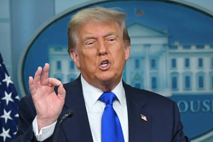 La administración Trump sanciona a un rapero mexicano por acusaciones de vínculos con cárteles