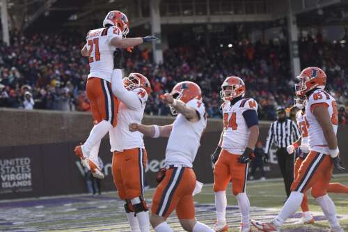 CFP Bracket Watch: No. 12 Illini would be bumped from 12-team field based on preseason poll