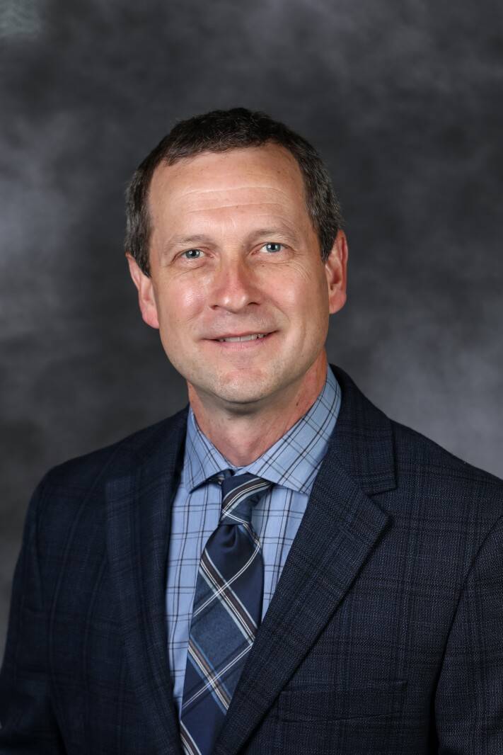 Ryan Zerr to graduates: Your UND education will open doors