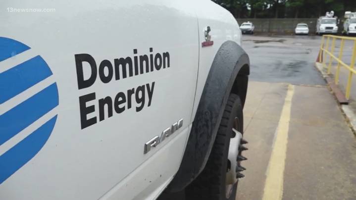 Over 700 lose power in Virginia Beach amid Hurricane Erin