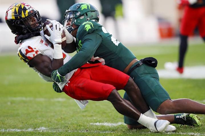 In final season, Michigan State linebacker Darius Snow gets iced