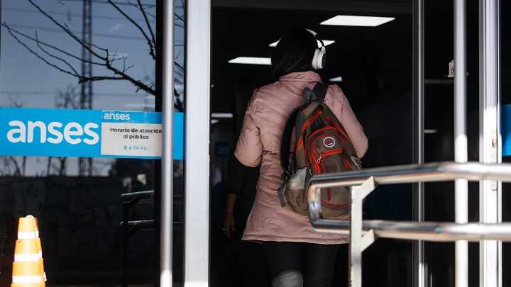 Calendario de ANSES: quiénes cobran jubilaciones, pensiones y AUH este lunes 18 de agosto