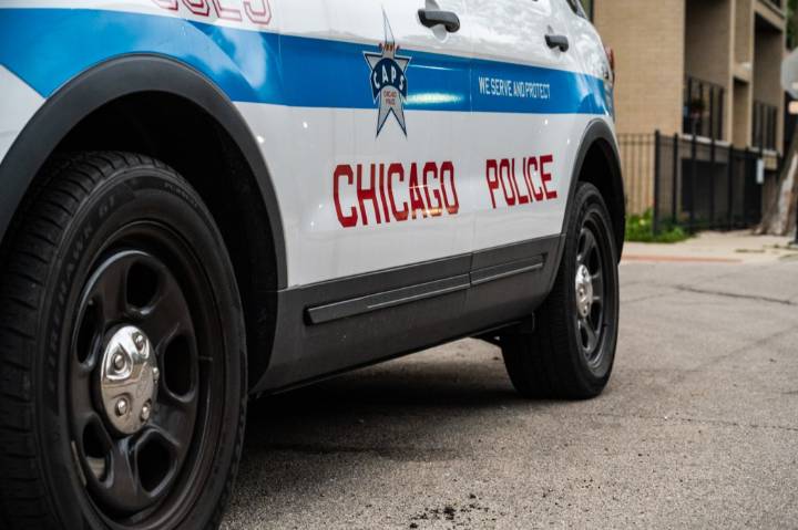 2 Cops, 2 Suspects Injured In Englewood Chase, Crash And Shootout