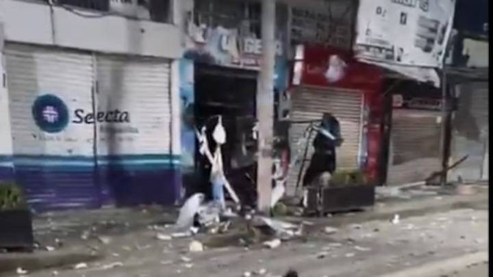 Explosión en Florencia, Caquetá: detonan artefacto en inmediaciones de la Alcaldía; hay varios locales afectados