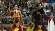 La madurez de Morenito de Aranda y la firmeza de Sergio Rodríguez, a hombros en El Espinar