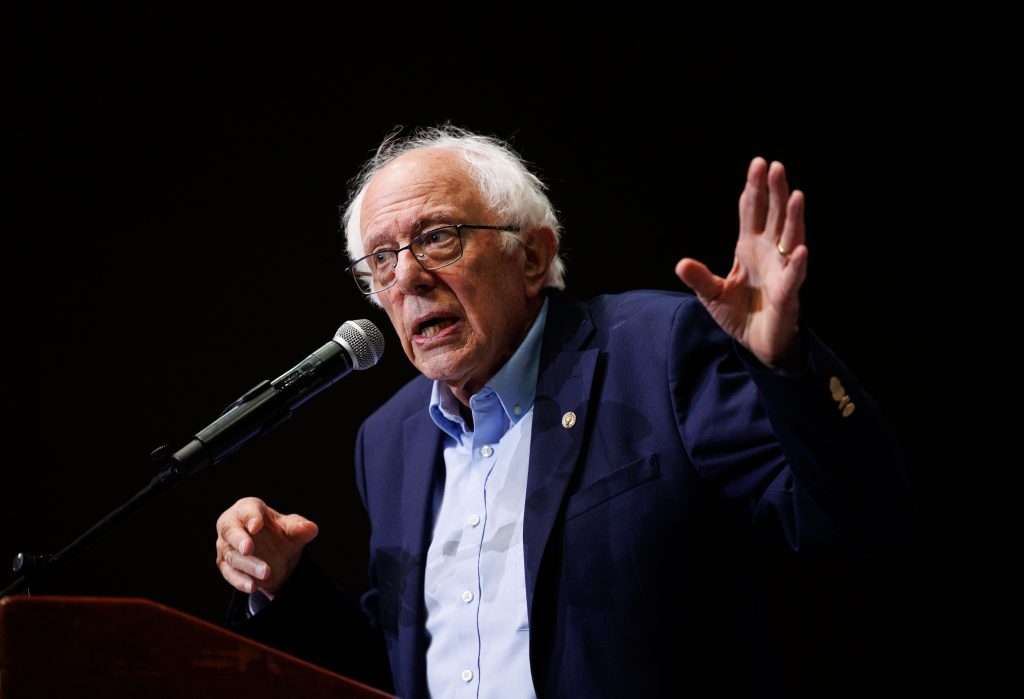 In Chicago, US Sen. Bernie Sanders pushes progressive agenda