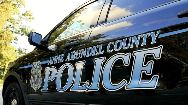 Two injured in Pasadena vehicle crash, police say