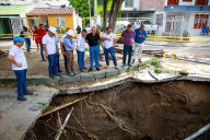Alcalde Carlos Pinedo declarará emergencia en Villas de Alejandría e inició búsqueda de solución estructural