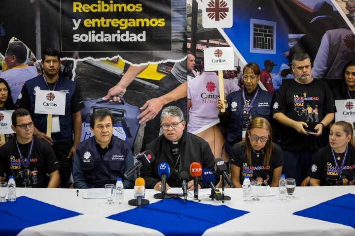 Cáritas Venezuela ha entregado 160 toneladas de insumos a 100.000 afectados por lluvias