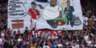 La polémica bandera que desató un escándalo en la Premier League y provocó una investigación