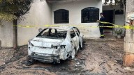 Vehículo se incendia por falla mecánica y queda en pérdida total en la colonia Amado Nervo, en Culiacán