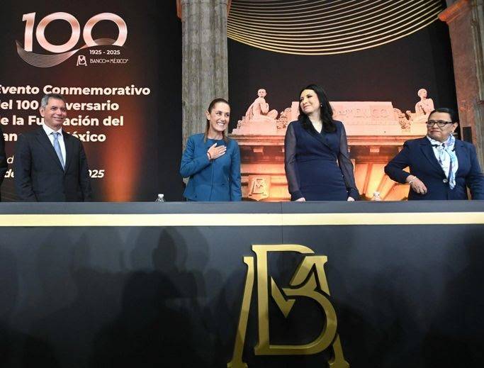 Celebra Claudia Sheinbaum el 100 aniversario del Banco de México