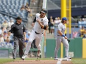 Blue Jays muster three hits to drop two of three to Pirates
