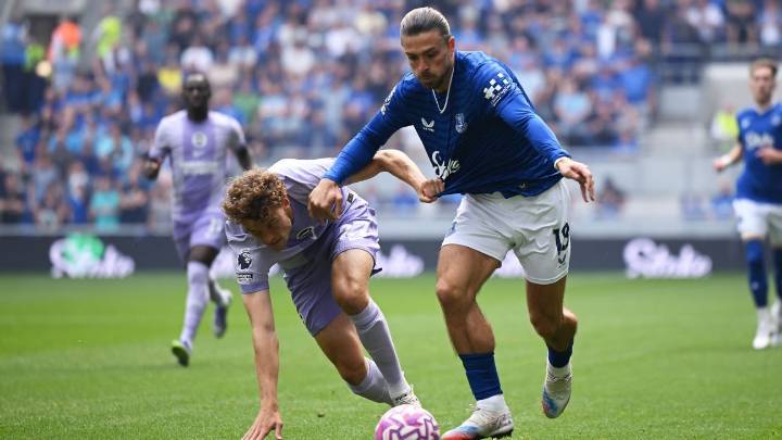 Jack Grealish hails David Moyes as key reason for Everton switch