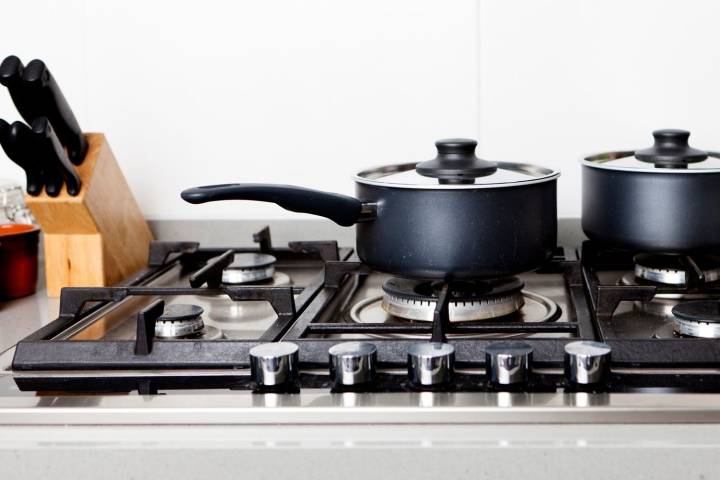 Stop Doing This 1 Thing If You Want Your Stove to Last for Decades