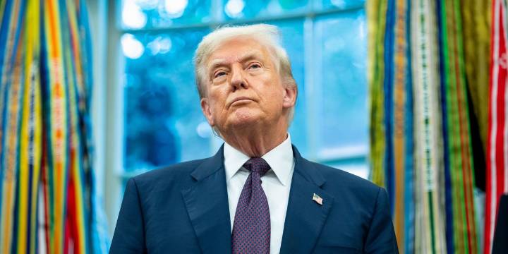 Trump cracks down on big banks for discriminating against conservatives