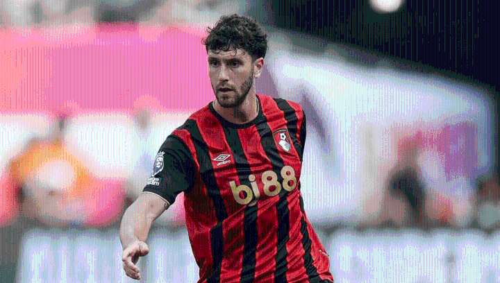 Marcos Senesi comandó el agónico triunfo del Bournemouth frente al Tottenham del Cuti Romero