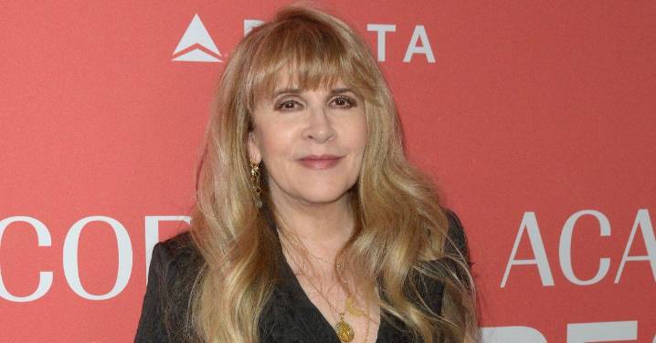 Stevie Nicks' Death Fears Erupt After Rock Queen Cancels Concert Shows