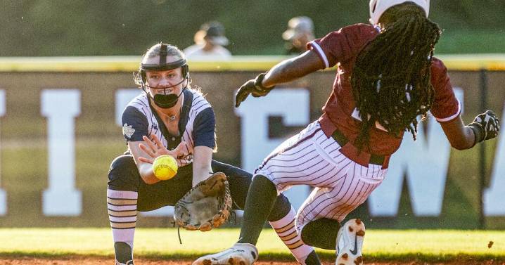 Cougars fall in heartbreaker; set for rivalry clash with East Coweta