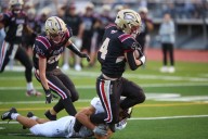 Baker's dozen: Davies utilizes 13 different rushers in dominant ground