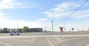 Fatal traffic crash on Foster Wells Road and SR 395 in Pasco