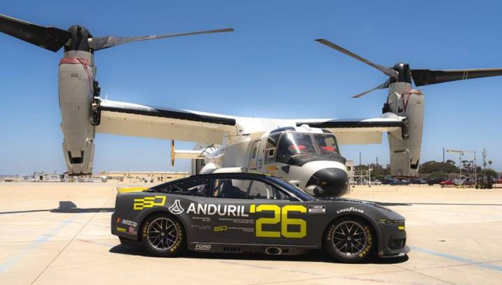 $30B Sponsor Partners Up With NASCAR Schedule’s Latest Track for 2026 A major $30B sponsor aligns with NASCAR’s evolving 2026 schedule, backing the newest track addition in a bold partnership move. Sh