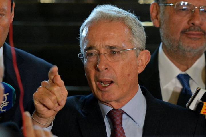 Ordenan la libertad inmediata del ex presidente Álvaro Uribe