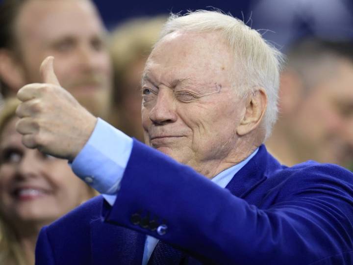 Cowboys owner Jerry Jones reveals how he beat stage 4 cancer