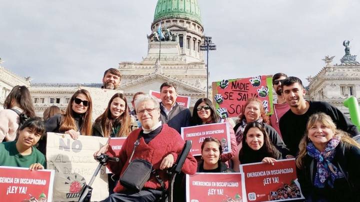 Un juez federal declaró nulo el veto de Milei a la ley de emergencia en discapacidad y sienta un precedente