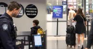 Alerta, inmigrantes: esta es la nueva tecnología del CBP que se implementa en los aeropuertos de Los Ángeles