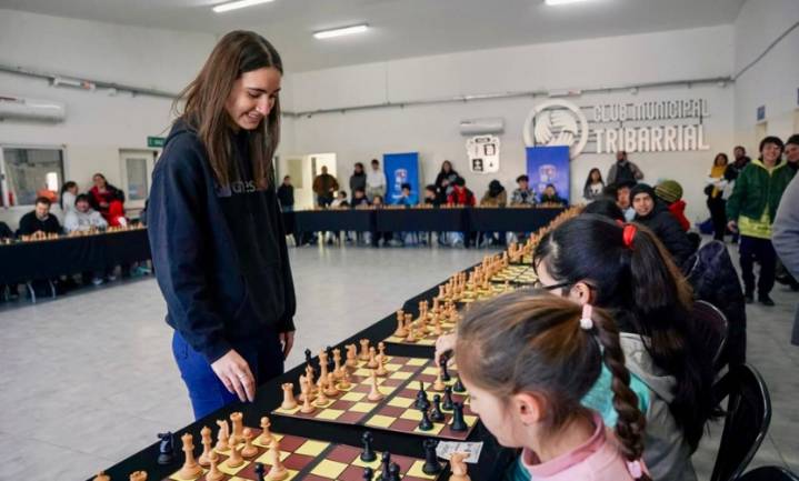 Ajedrez: Cerca de un centenar de jugadores participaron de la copa “Candela Fr