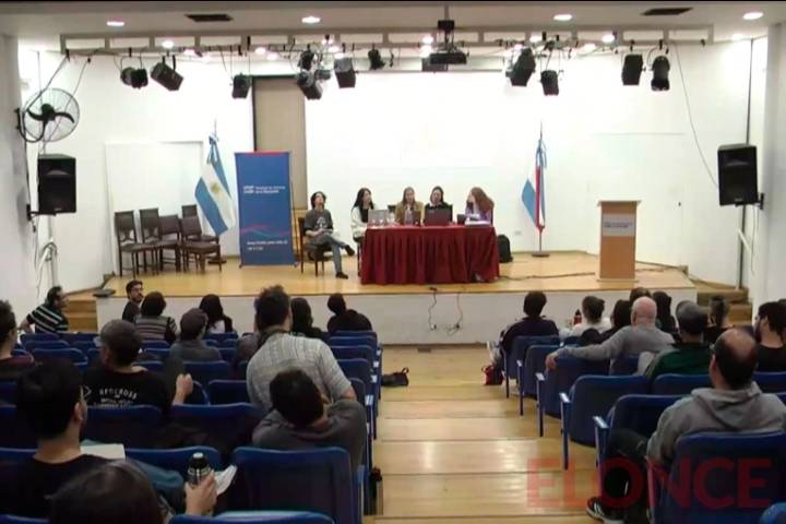 El XIII Coloquio de Filosofía de la Técnica reflexionó sobre las máquinas inteligentes y su impacto social