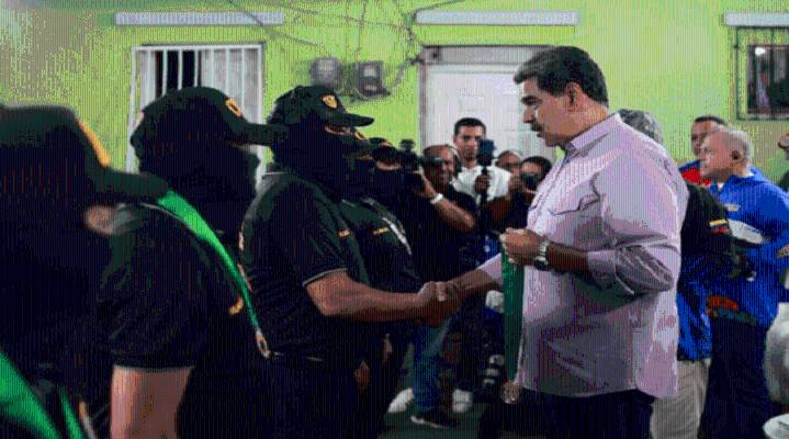Funcionarios del DGCIM, CONAS, UOTE y CICPC reciben Orden a la Paz