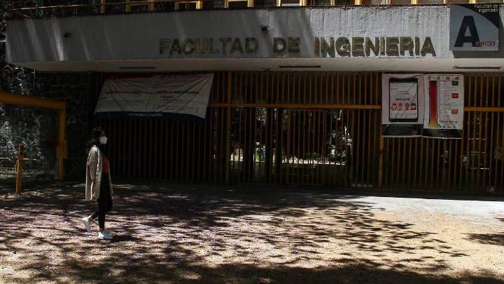 Remiten a dos jóvenes tras presunta venta de marihuana en Facultad de Ingeniería de UNAM