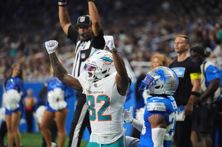 Dolphins' Dee Eskridge scores in preseason game at Lions