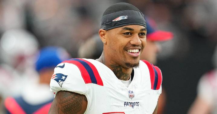 Kendrick Bourne released by Patriots one day after making team's 53