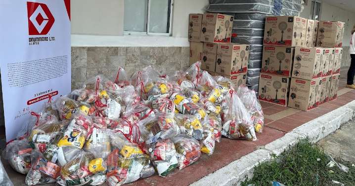 Drummond entrega ayudas humanitarias a familias afectadas por lluvias en Santa Marta