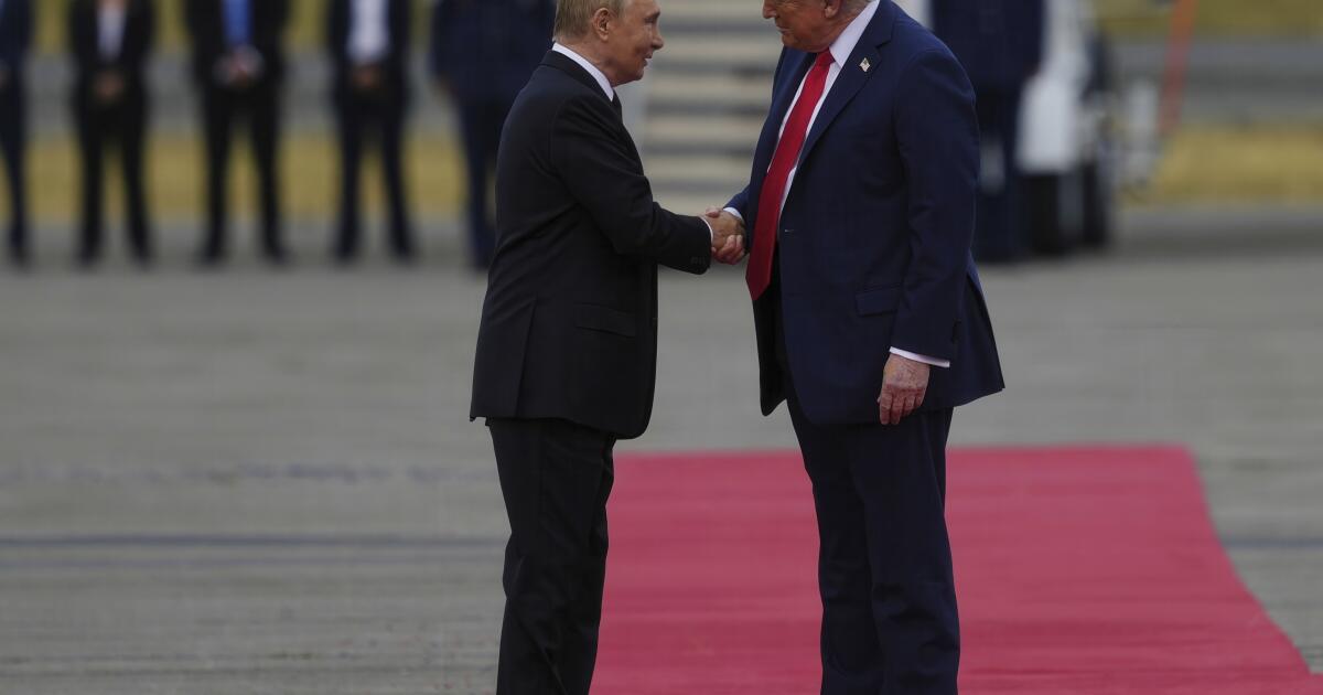 After Trump greets Putin with red carpet treatment, Ukrainians feel betrayed