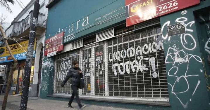 El aguinaldo y las vacaciones de invierno no frenaron la caída de las ventas minoristas pyme: el retroceso fue del 5,7% en julio