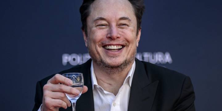 Kumail Nanjiani says Elon Musk did not like HBO's 'Silicon Valley': 'He was like, all the parties I go to are much cooler than these parties'